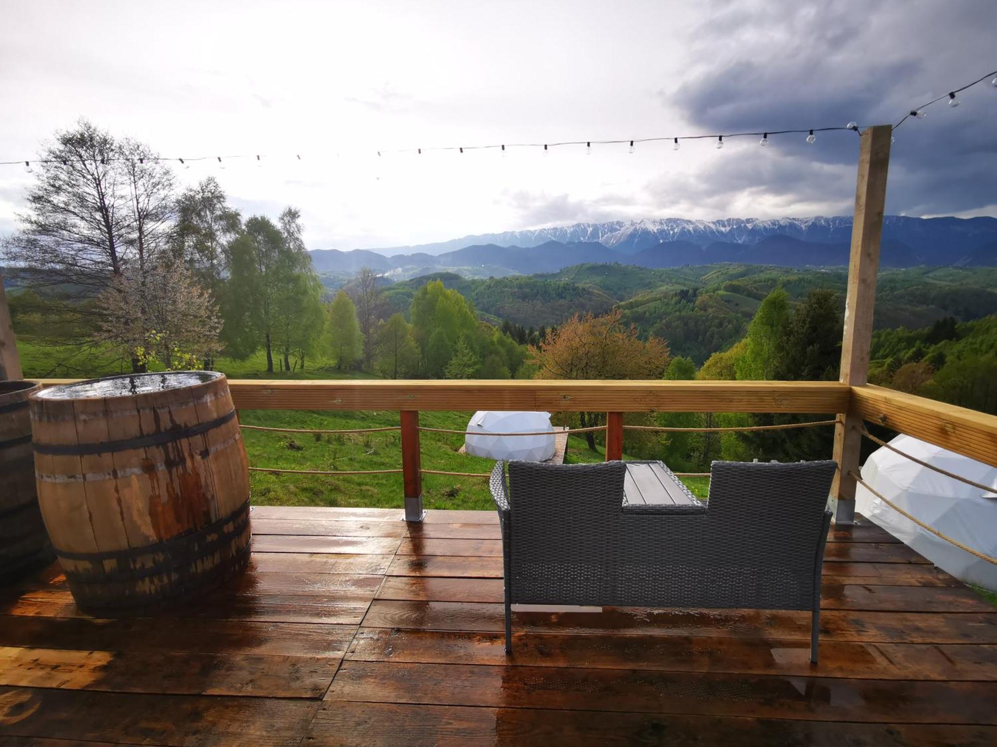 Glamping Zazen Hotel Drumu Carului ภายนอก รูปภาพ
