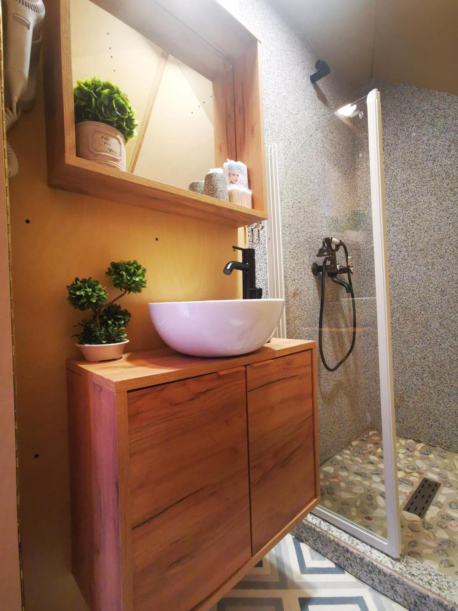 Glamping Zazen Hotel Drumu Carului ภายนอก รูปภาพ