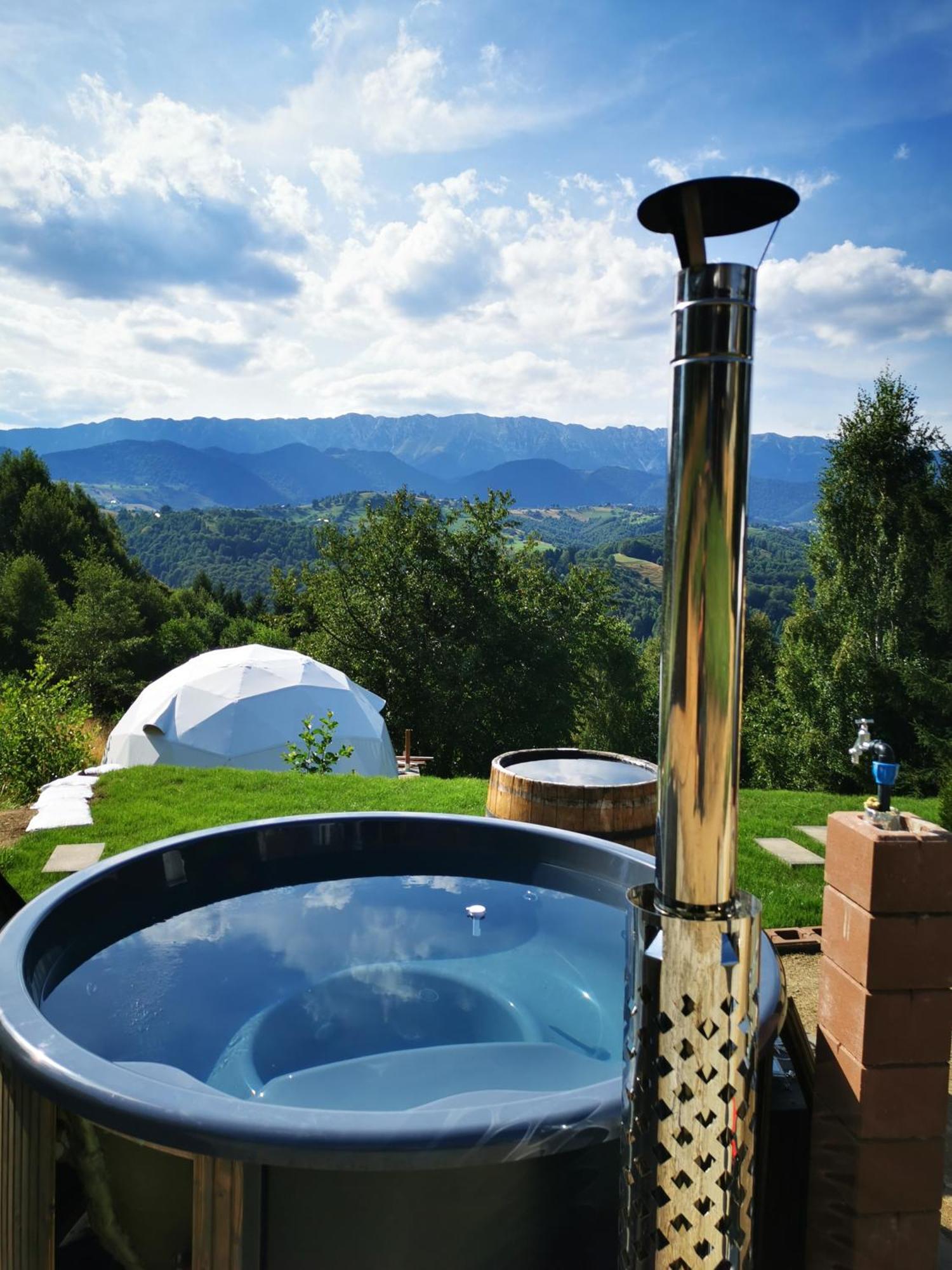 Glamping Zazen Hotel Drumu Carului ภายนอก รูปภาพ