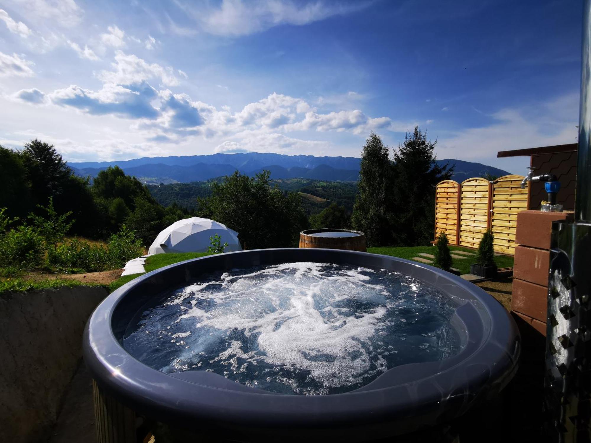 Glamping Zazen Hotel Drumu Carului ภายนอก รูปภาพ