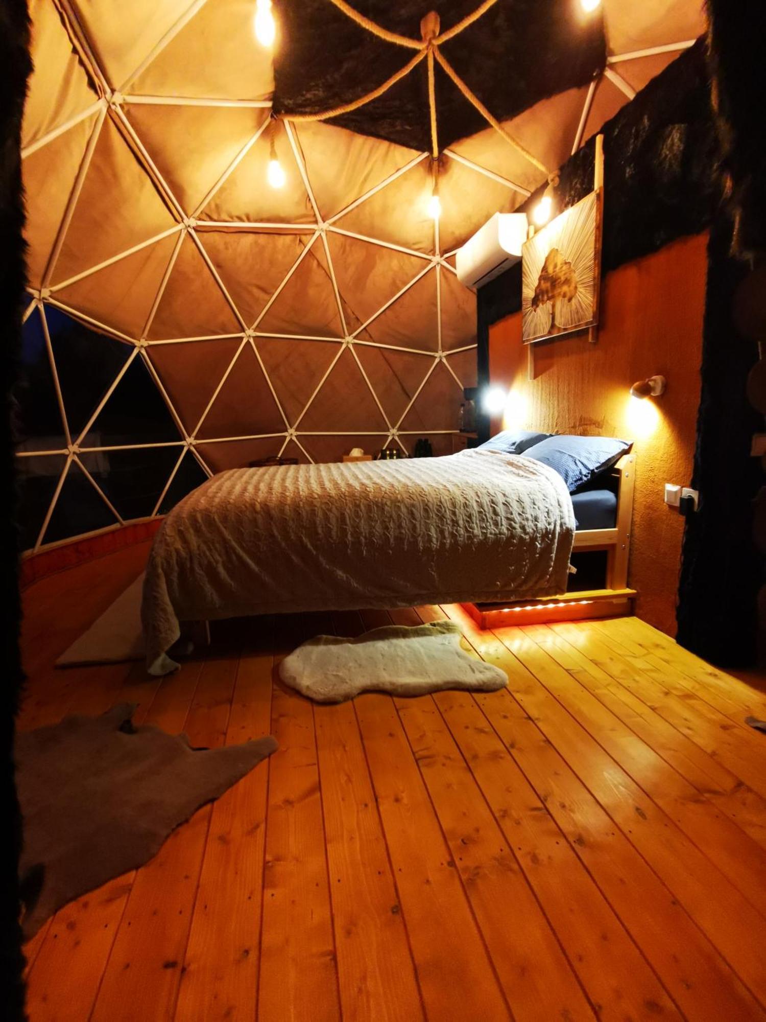Glamping Zazen Hotel Drumu Carului ห้อง รูปภาพ